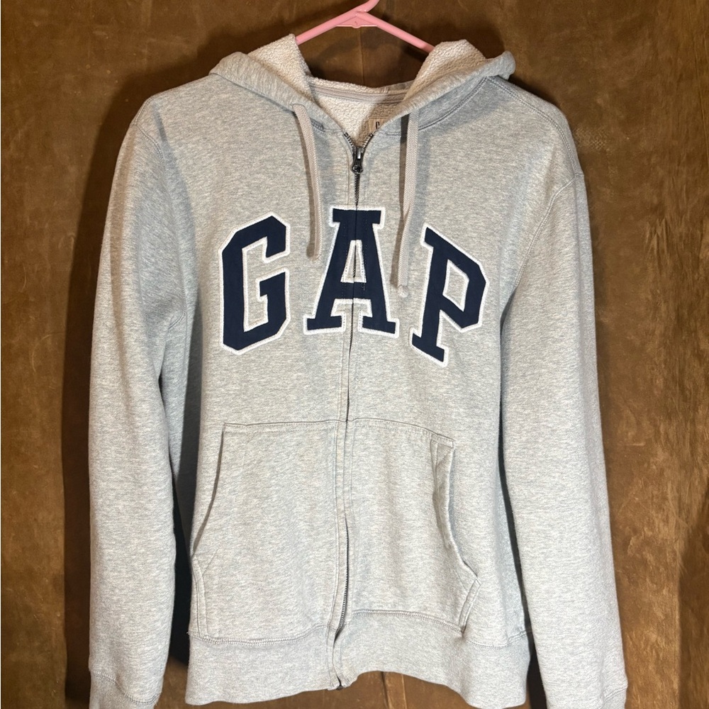 GAP Light Gray
